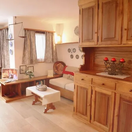 Moritz Sleeps 6 Wifi St. Moritz