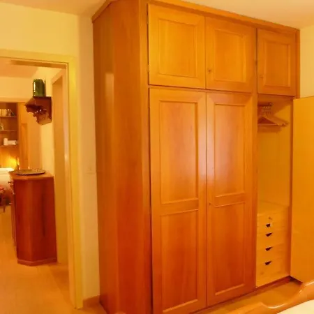 Apartment Moritz Sleeps 6 Wifi